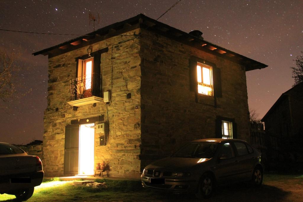 El Trasgu De Foncebadon Hotel Стая снимка