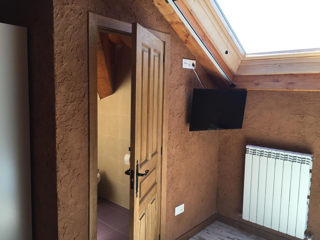 El Trasgu De Foncebadon Hotel Екстериор снимка