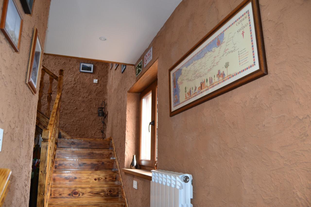 El Trasgu De Foncebadon Hotel Екстериор снимка